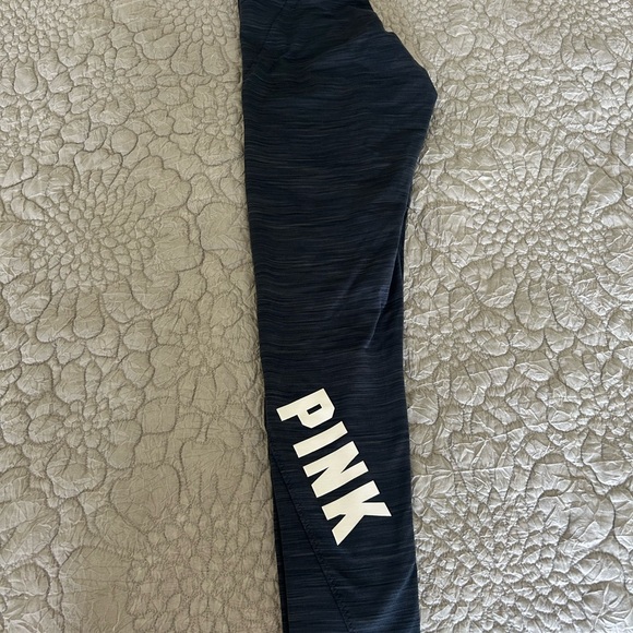 PINK Victoria's Secret Charcoal Leggings - Picture 2 of 4